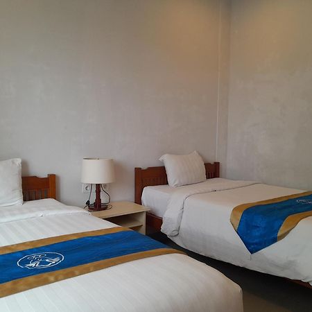 Hotel Dhyana Pura Kapal Eksteriør billede