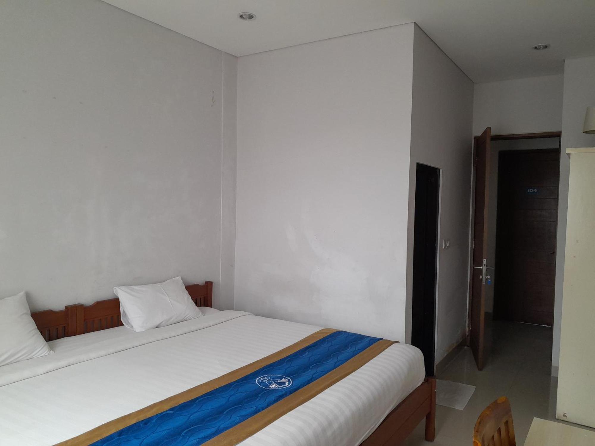 Hotel Dhyana Pura Kapal Eksteriør billede